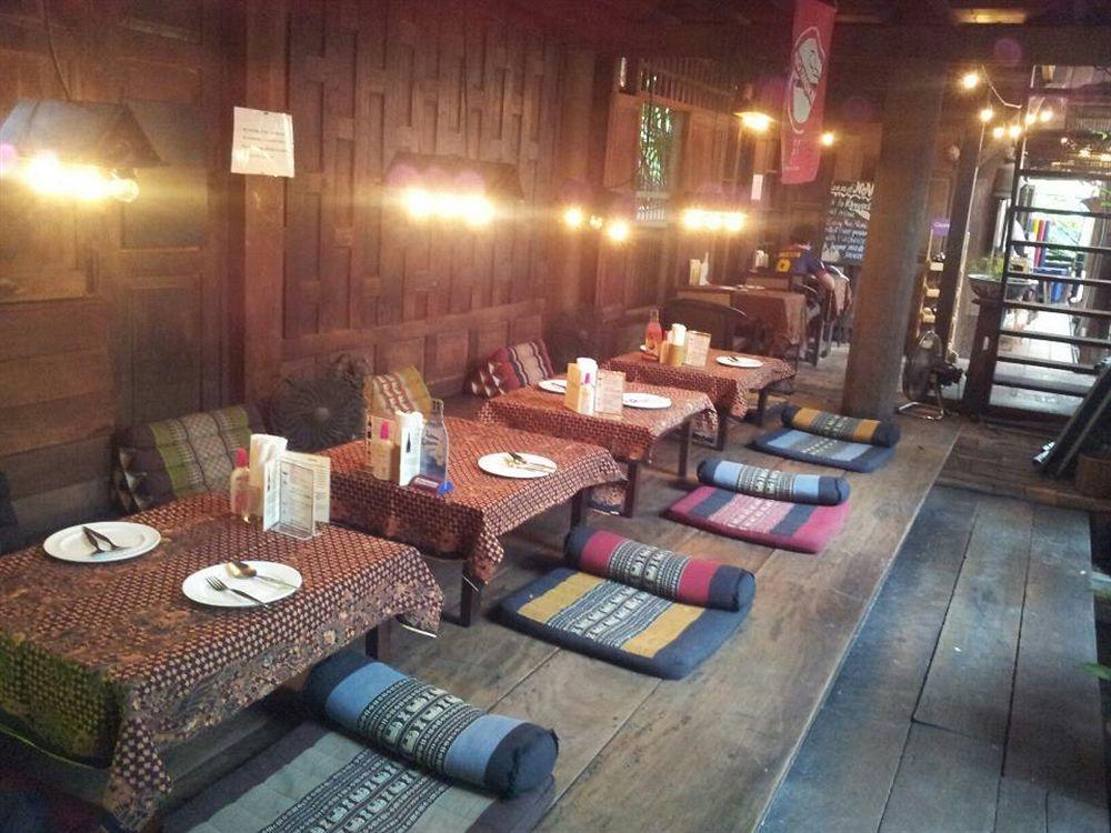Suk11 Hostel Bangkok Kültér fotó