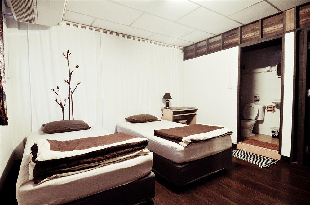 Suk11 Hostel Bangkok Kültér fotó