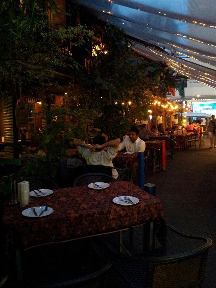 Suk11 Hostel Bangkok Kültér fotó