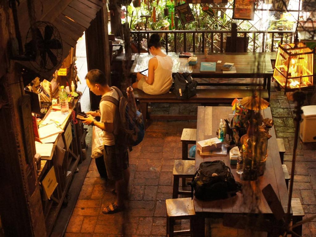 Suk11 Hostel Bangkok Kültér fotó